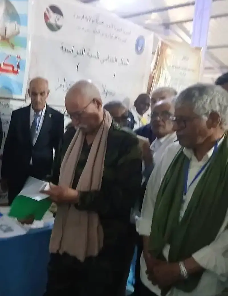رئيس التكتل مع الرئيس الصحراوي إبراهيم غالي