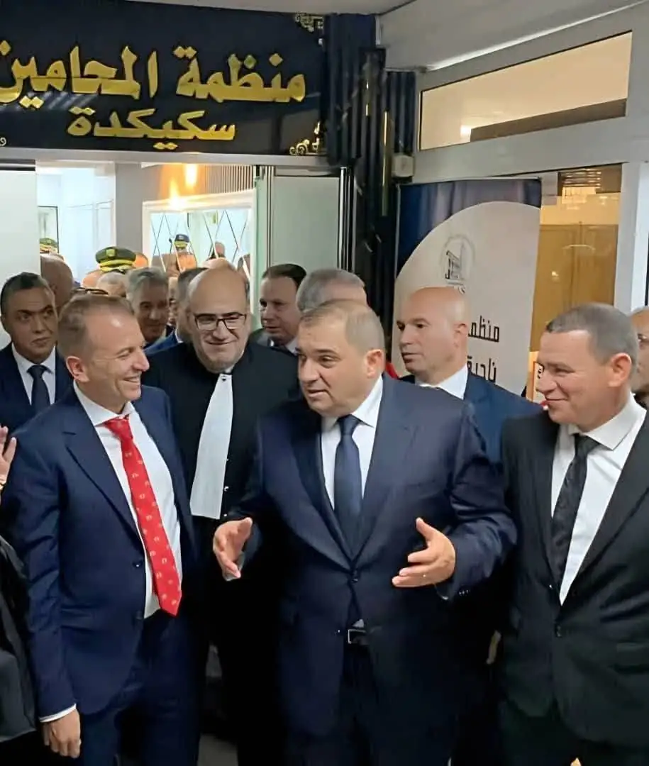 تكتل الحصن المتين يهنّئ نقابة محامي ناحية سكيكدة بتدشين مقرها الجديد بحضور وزير العدل